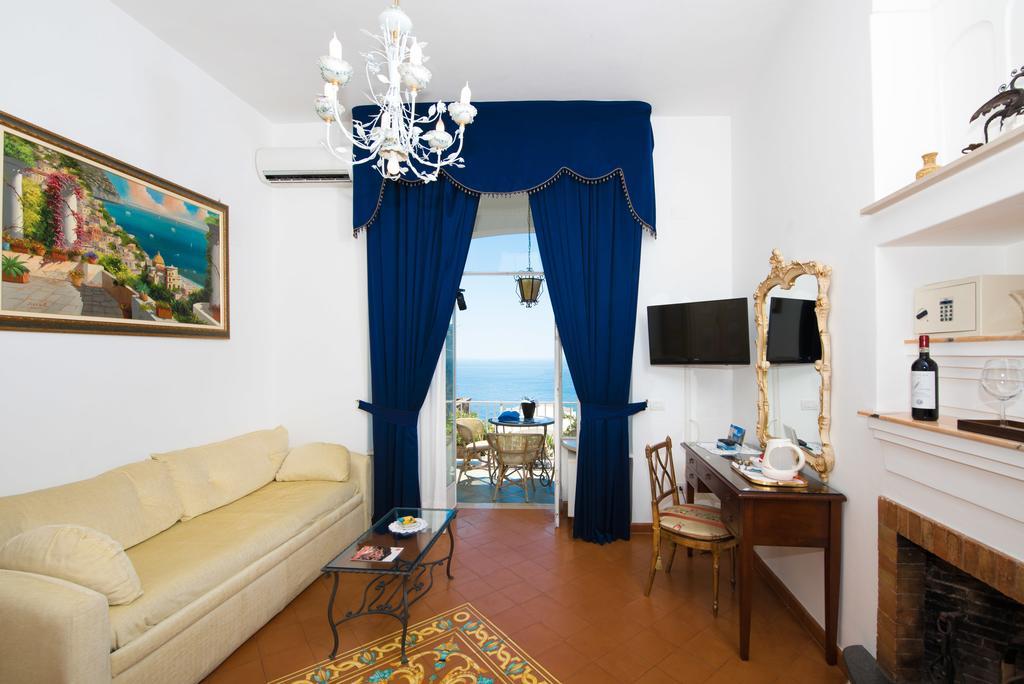 La Rosa Dei Venti Aparthotel โปซิตาโน ภายนอก รูปภาพ