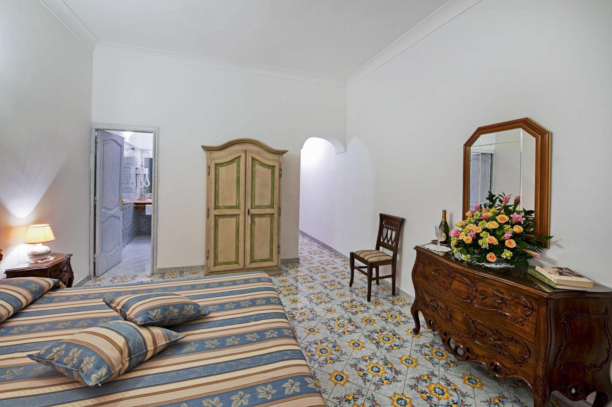 La Rosa Dei Venti Aparthotel โปซิตาโน ภายนอก รูปภาพ