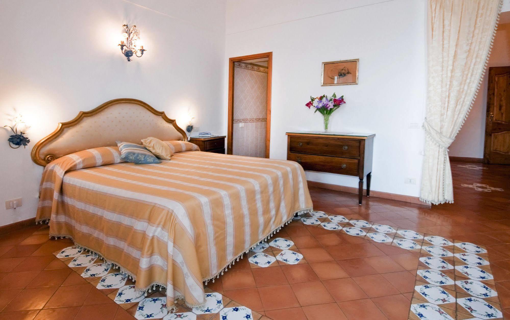 La Rosa Dei Venti Aparthotel โปซิตาโน ภายนอก รูปภาพ