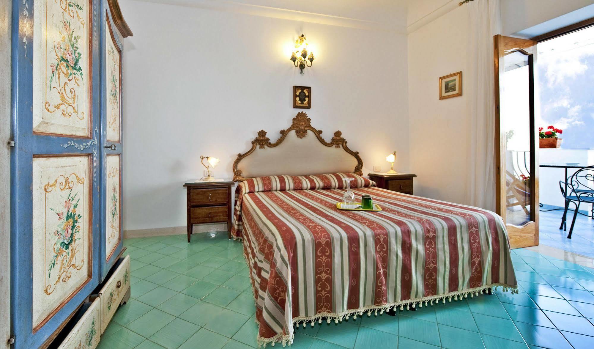 La Rosa Dei Venti Aparthotel โปซิตาโน ภายนอก รูปภาพ